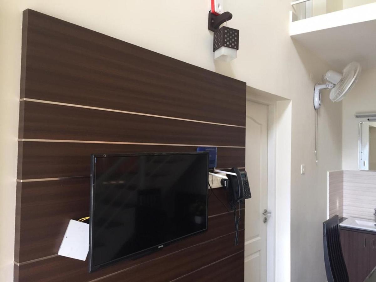 Mirth Hotels And Resorts Kanthalloor Bagian luar foto