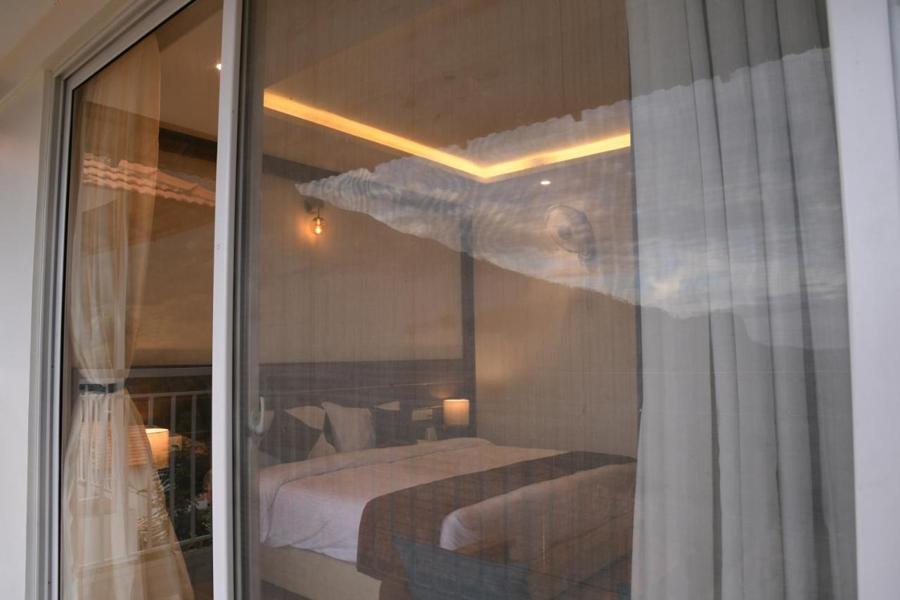 Mirth Hotels And Resorts Kanthalloor Bagian luar foto