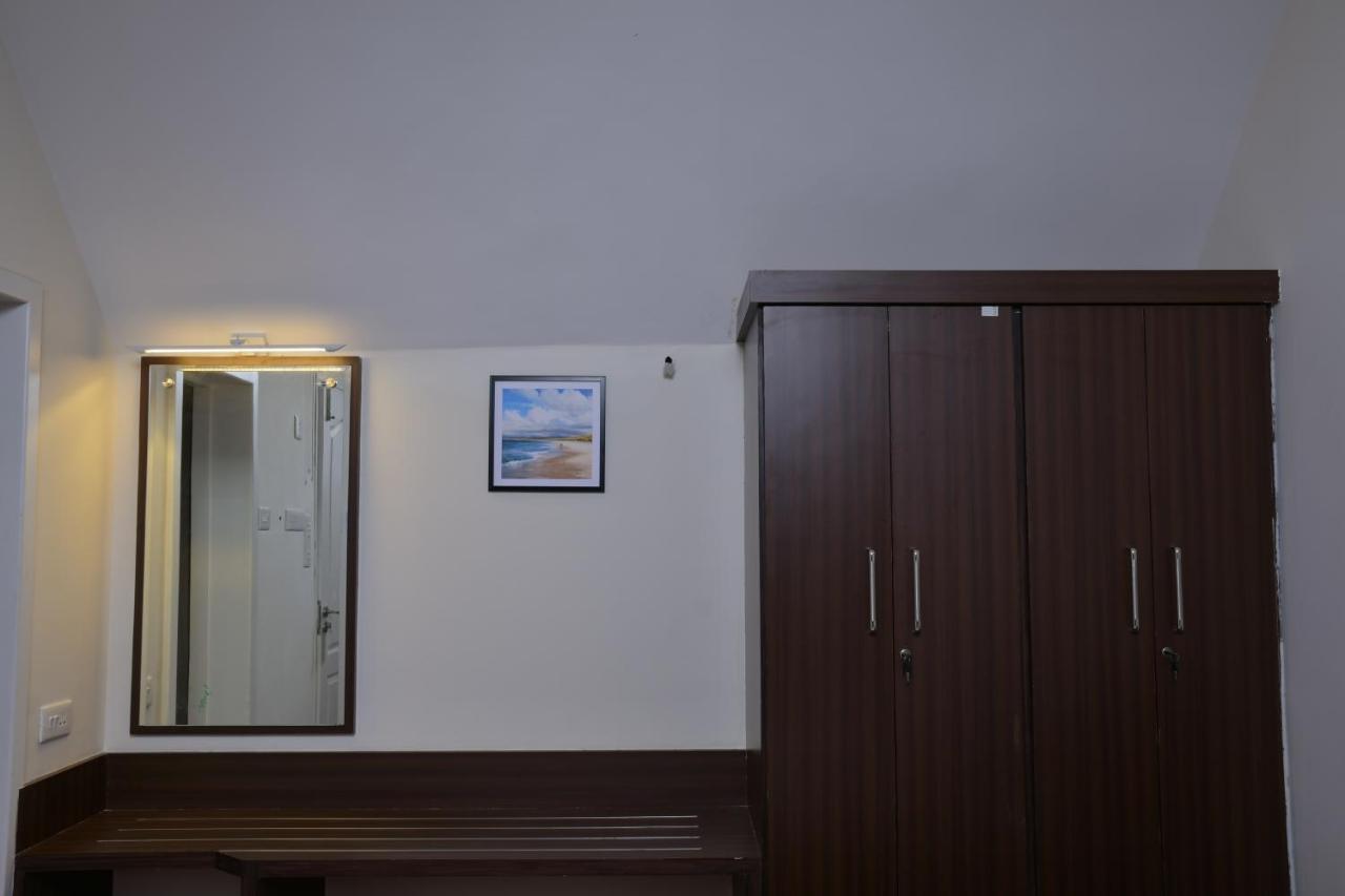 Mirth Hotels And Resorts Kanthalloor Bagian luar foto