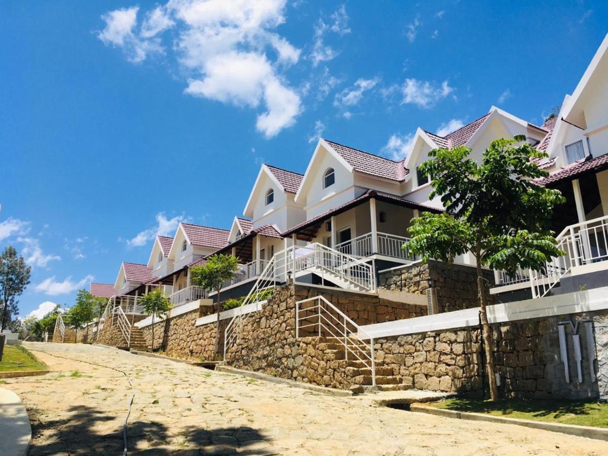 Mirth Hotels And Resorts Kanthalloor Bagian luar foto